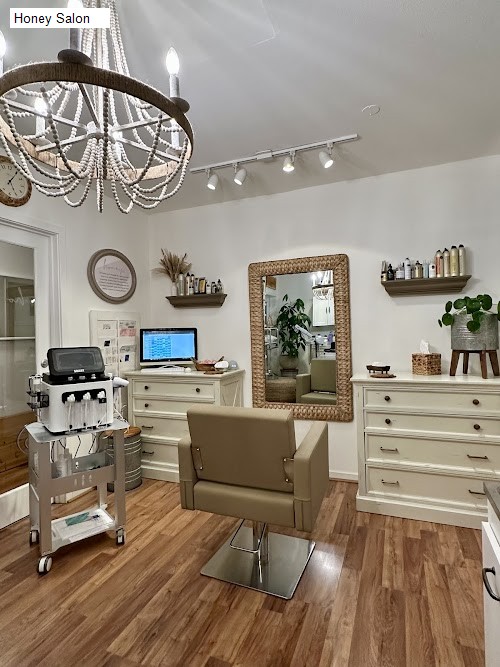 Honey Salon