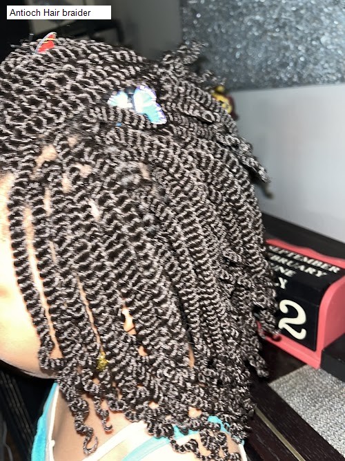 Antioch Hair braider