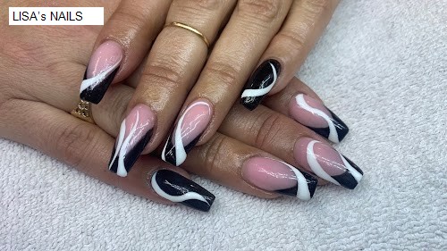 LISA’s NAILS