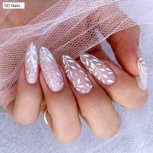 SD Nails