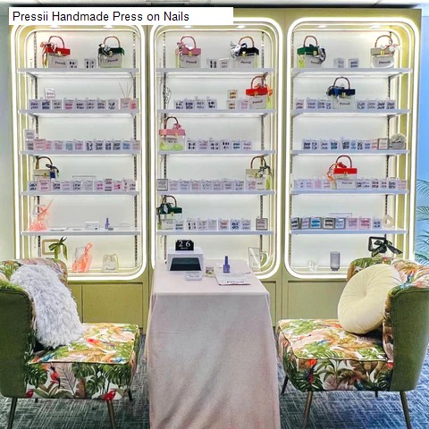 Pressii Handmade Press on Nails