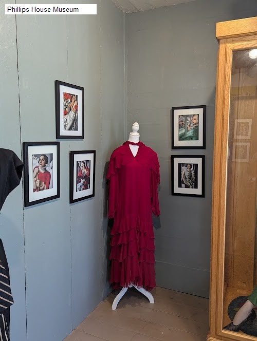 Phillips House Museum